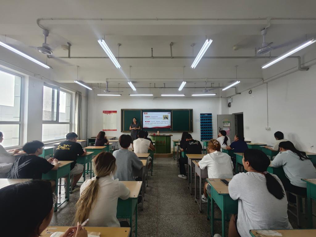 00e4e8976a771d284ed271396f8190c